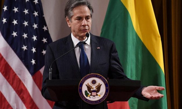 EUA prometem que vão proteger as Filipinas caso a China ataque, diz Blinken