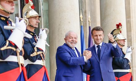 Macron vai ao Brasil na primeira visita à América Latina